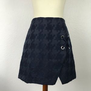 Zara Basic Textured Mini A-Line Skirt SK127